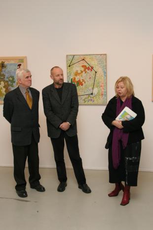 Od lewej dr Jacek Ojrzyński (wicedyrektor ms), dyr. Mirosław Borusiewicz (ms), Maria Morzuch (Dział Sztuki Nowoczesnej), fot. Piotr Tomczyk